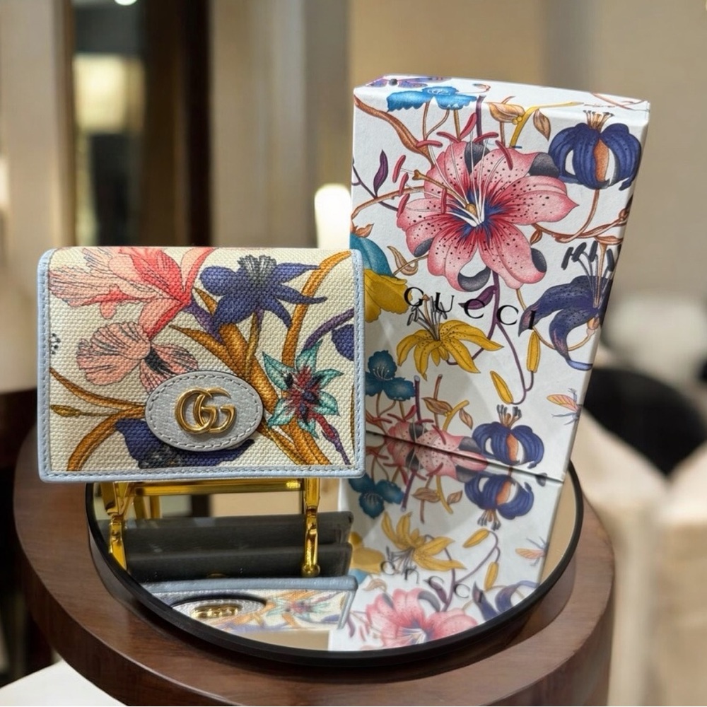 Gucci Floral Canvas Key & Card Holder in White, Blue, Pink and Yellow